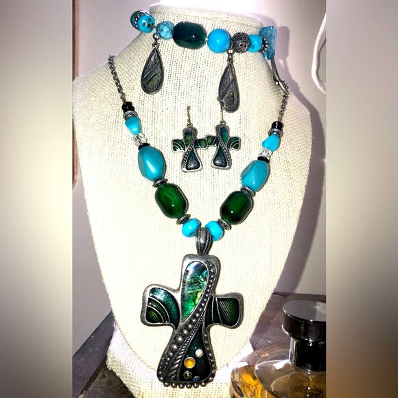 Turquoise and Green Cross Jewelry Set - Picture 1 of 1